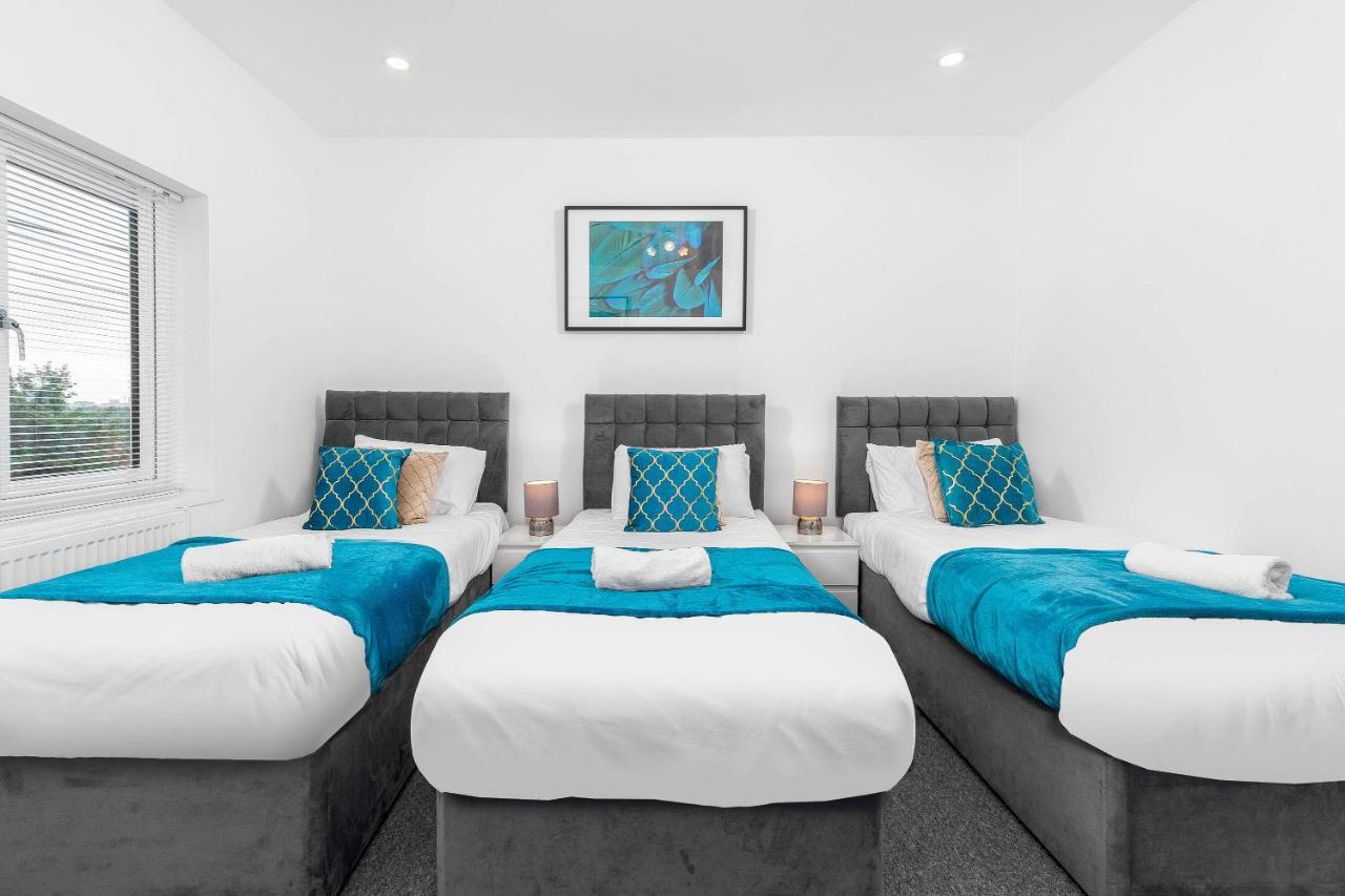 5 Bedroom House - 10 Guests - Multiple Off Street Parking - Garden - Smart Tv - Wifi - Contractors - Families - Groups Μπέρμιγχαμ Εξωτερικό φωτογραφία