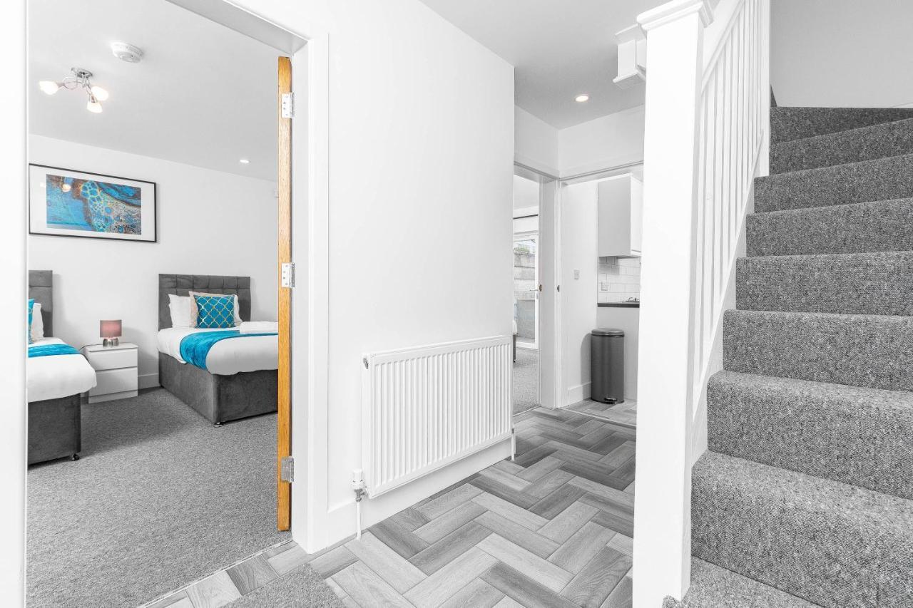 5 Bedroom House - 10 Guests - Multiple Off Street Parking - Garden - Smart Tv - Wifi - Contractors - Families - Groups Μπέρμιγχαμ Εξωτερικό φωτογραφία
